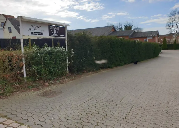 Hotel Aabenraa * אבנרה